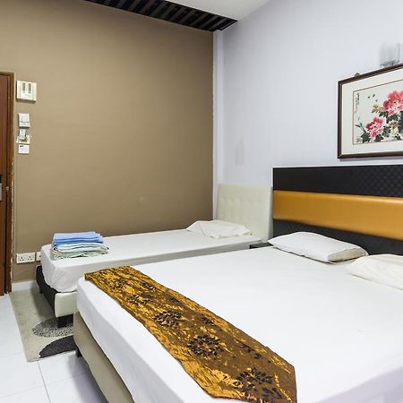 Reddoorz Near Aljunied Mrt Singapore Exterior photo