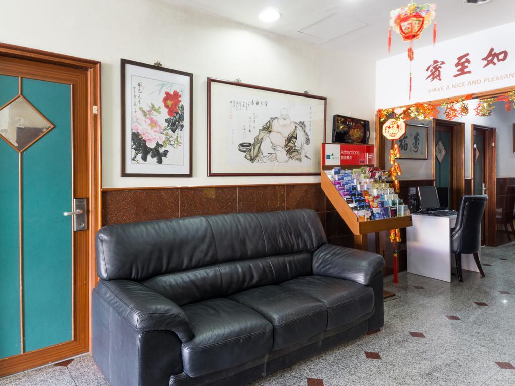 Reddoorz Near Aljunied Mrt Singapore Exterior photo